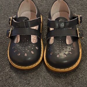 NWOT Shrimp & Grits Navy Mary Jane Dress Shoes